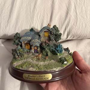 Vtg. Thomas Kinkade "Heather's Hutch" Lighted Cottage Collection